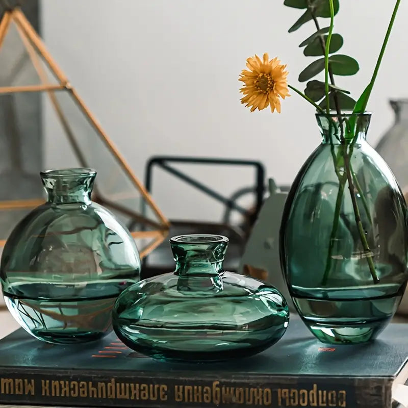 Set of 3 Modern Mini Vases