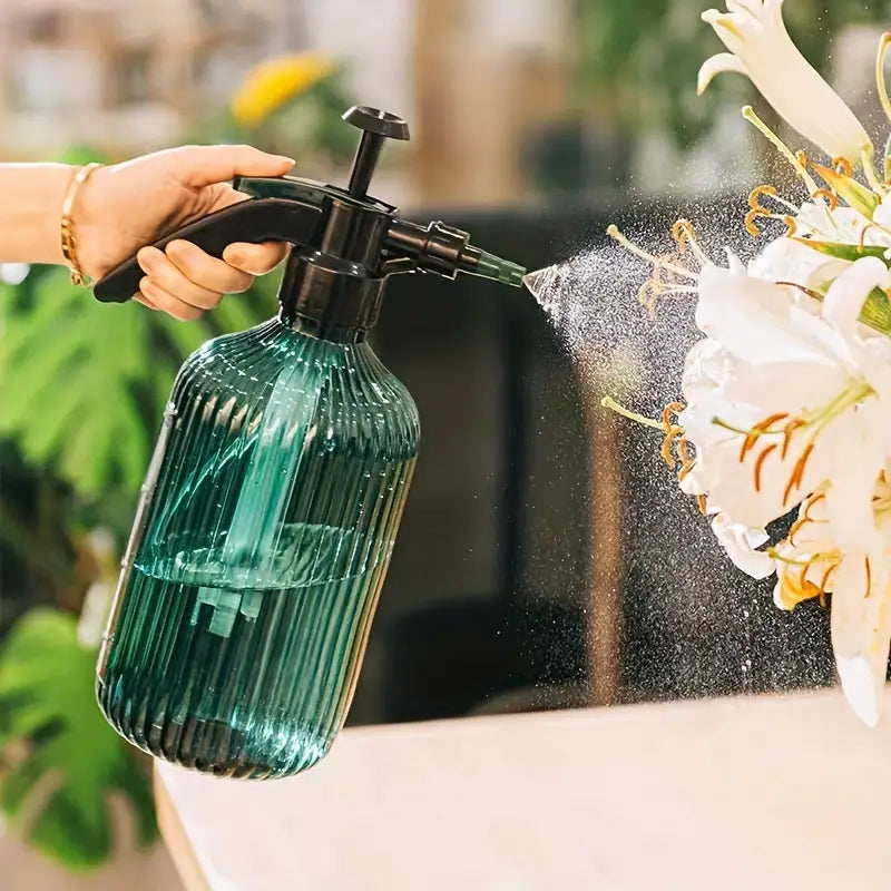 2L Pressure Sprayer for Gardening
